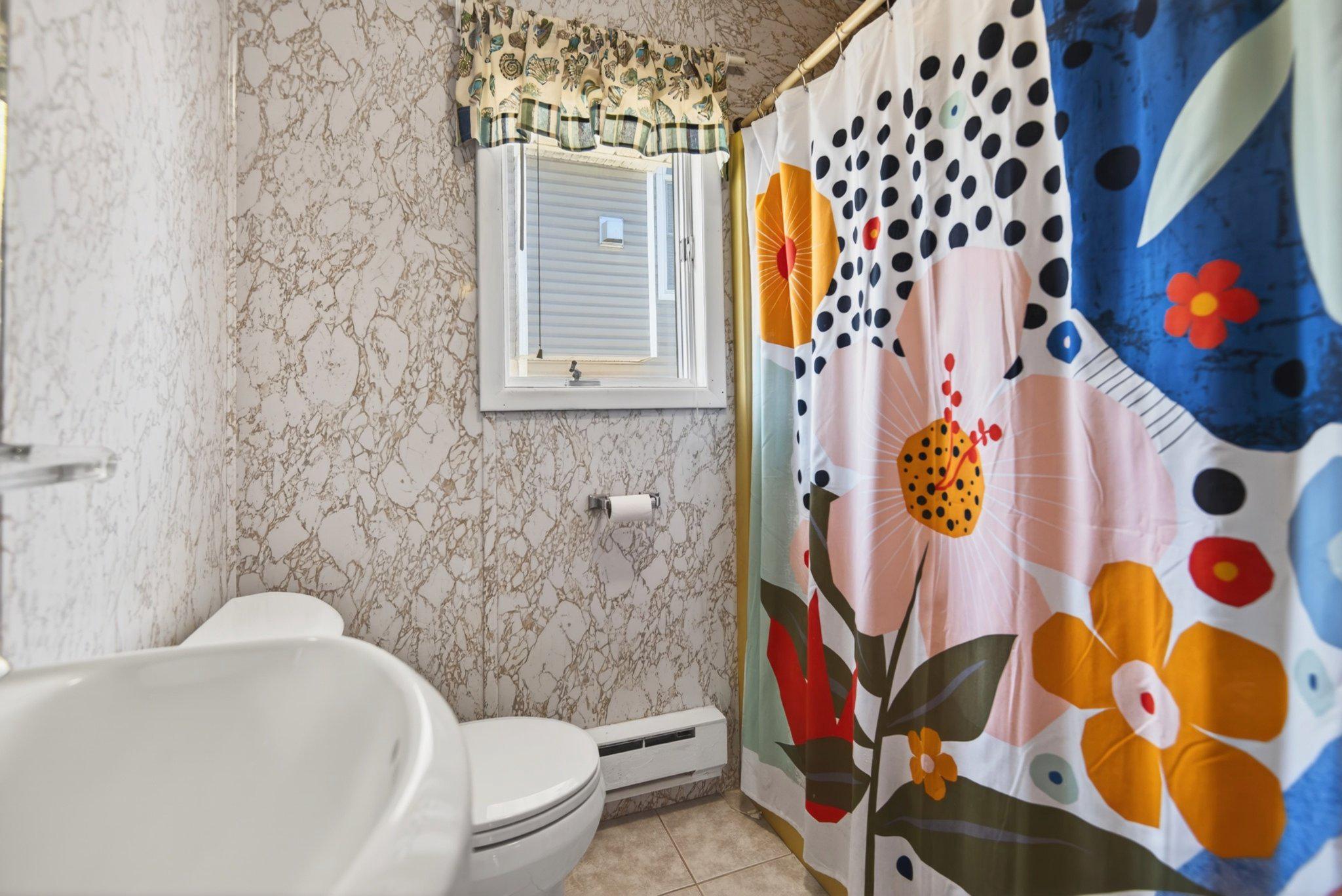 Long Beach Twp, New Jersey, 08008, United States, 8 Bedrooms Bedrooms, ,4 BathroomsBathrooms,Residential,Active,2021663