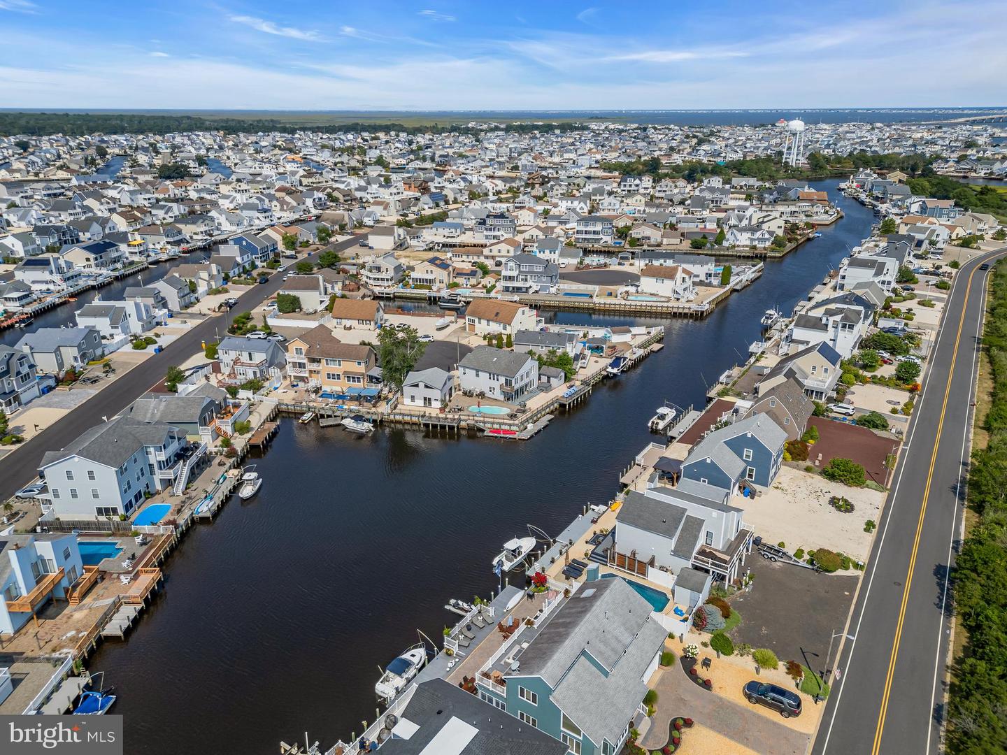 Manahawkin, New Jersey, 08050, United States, 4 Bedrooms Bedrooms, ,2 BathroomsBathrooms,Residential,Active,1919073