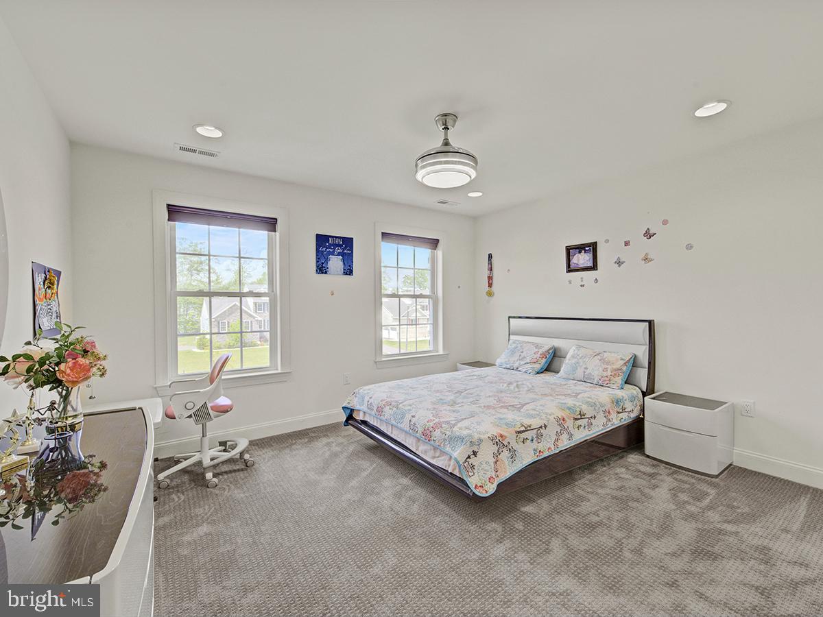 Monmouth Junction, New Jersey, 08852, United States, 5 Bedrooms Bedrooms, ,6 BathroomsBathrooms,Residential,Active,1820314