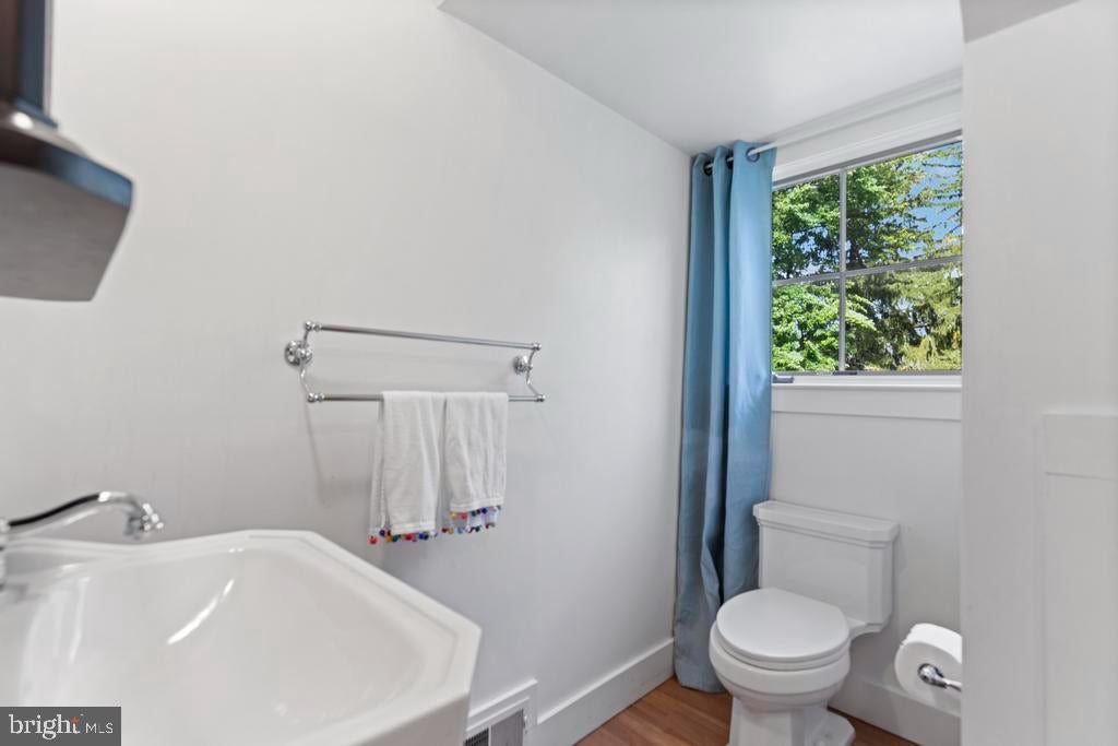 Rydal, Pennsylvania, 19046, United States, 5 Bedrooms Bedrooms, ,5 BathroomsBathrooms,Residential,Active,1953275