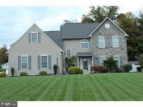 227 WOODBRIDGE LN, DOUGLASSVILLE, PA 19518 - Image 1