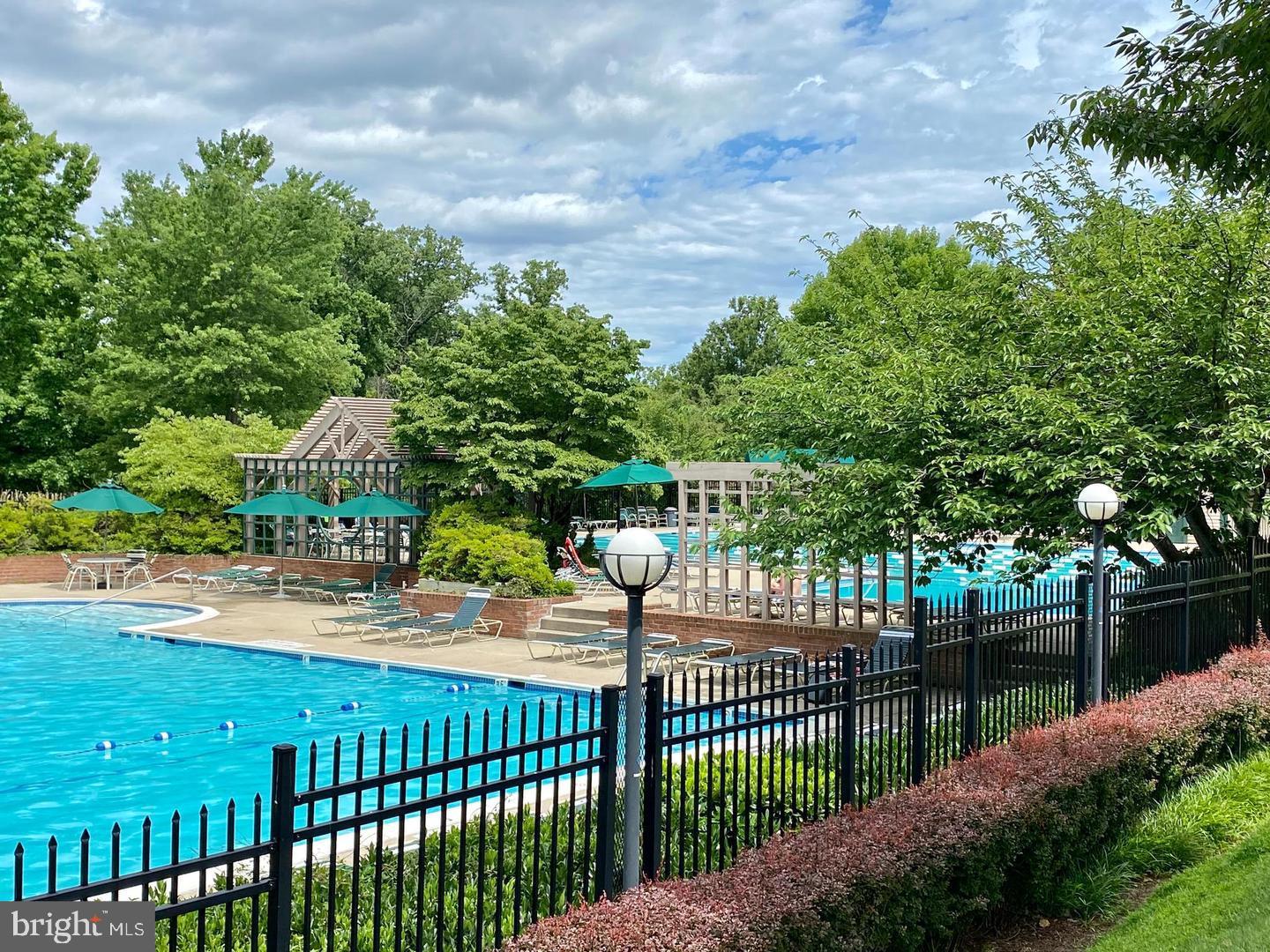 Rockville, Maryland, 20852, United States, 4 Bedrooms Bedrooms, ,4 BathroomsBathrooms,Residential,Active,2045026