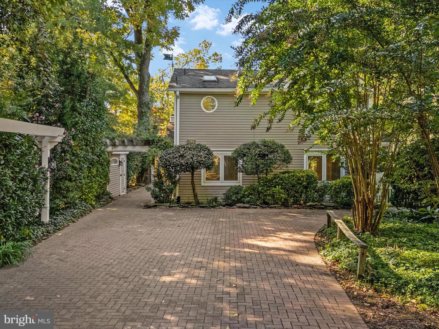 Edgewater, Maryland, 21037, United States, 3 Bedrooms Bedrooms, ,4 BathroomsBathrooms,Residential,Active,1965993