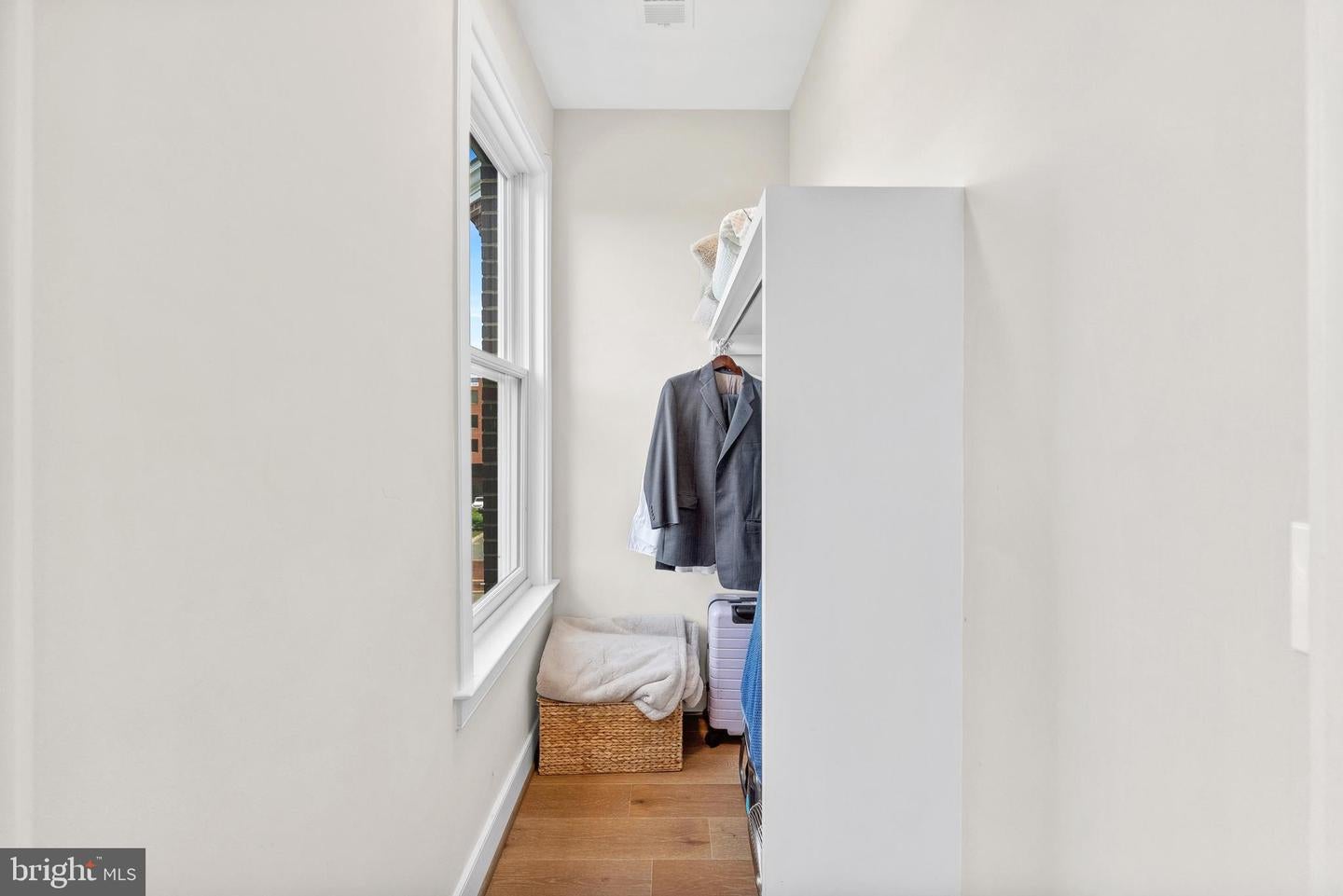 Alexandria, Virginia, 22314, United States, 3 Bedrooms Bedrooms, ,4 BathroomsBathrooms,Residential,Active,1933713