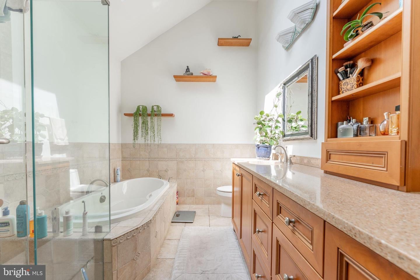 Devon, Pennsylvania, 19333, United States, 5 Bedrooms Bedrooms, ,5 BathroomsBathrooms,Residential,Active,1905102