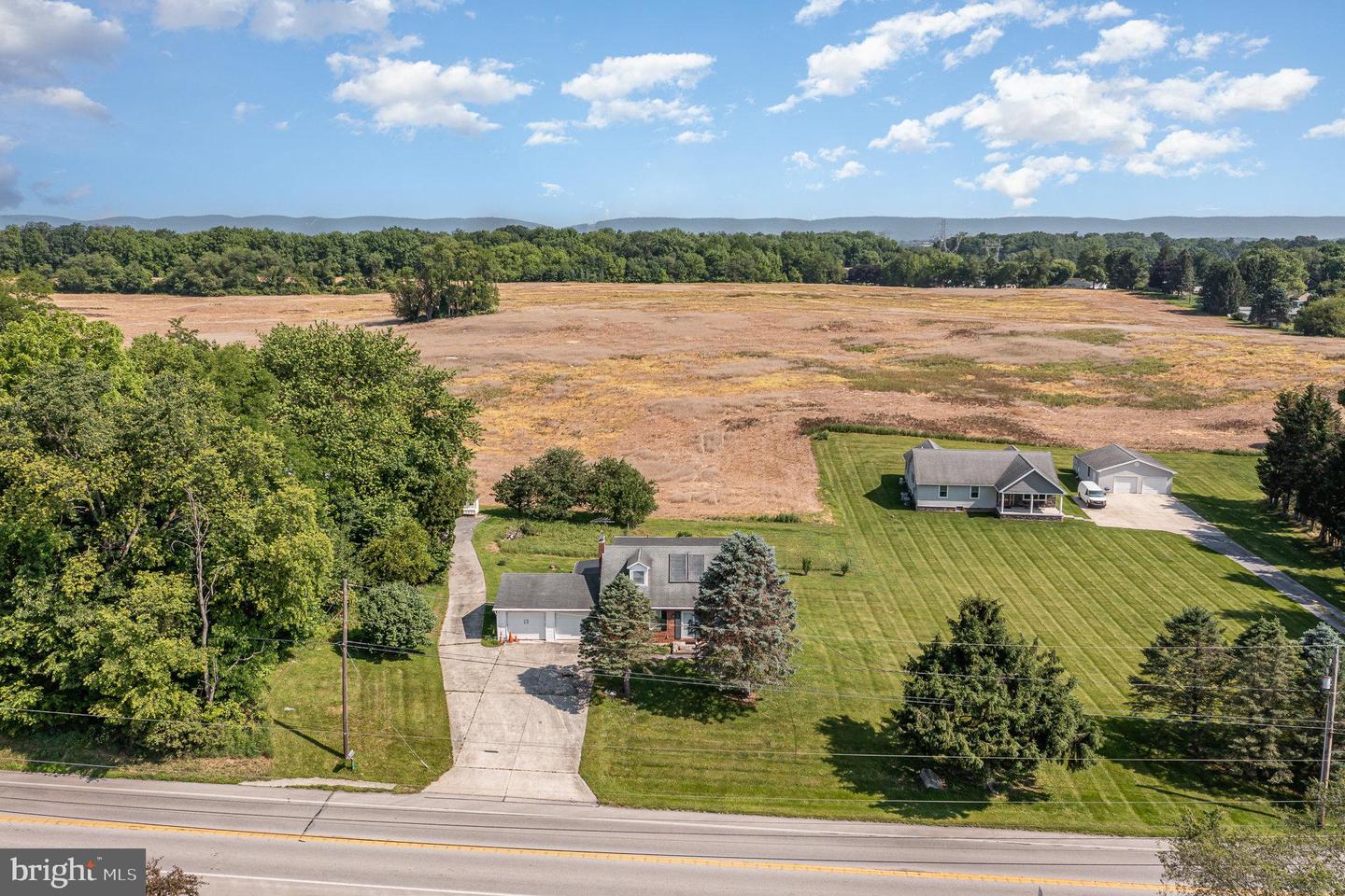 Carlisle, Pennsylvania, 17015, United States, 3 Bedrooms Bedrooms, ,2 BathroomsBathrooms,Residential,Active,1852676