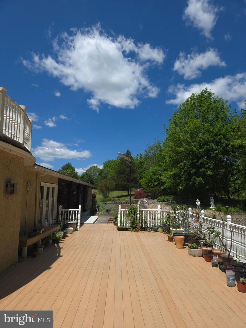 Collegeville, Pennsylvania, 19426, United States, 6 Bedrooms Bedrooms, ,5 BathroomsBathrooms,Residential,Active,2018175
