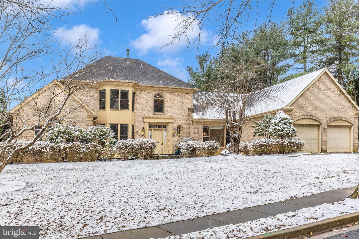 Potomac, Maryland, 20854, United States, 4 Bedrooms Bedrooms, ,5 BathroomsBathrooms,Residential,Active,2002617