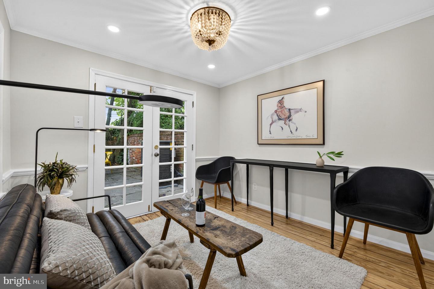 Alexandria, Virginia, 22314, United States, 3 Bedrooms Bedrooms, ,3 BathroomsBathrooms,Residential,Active,2044570