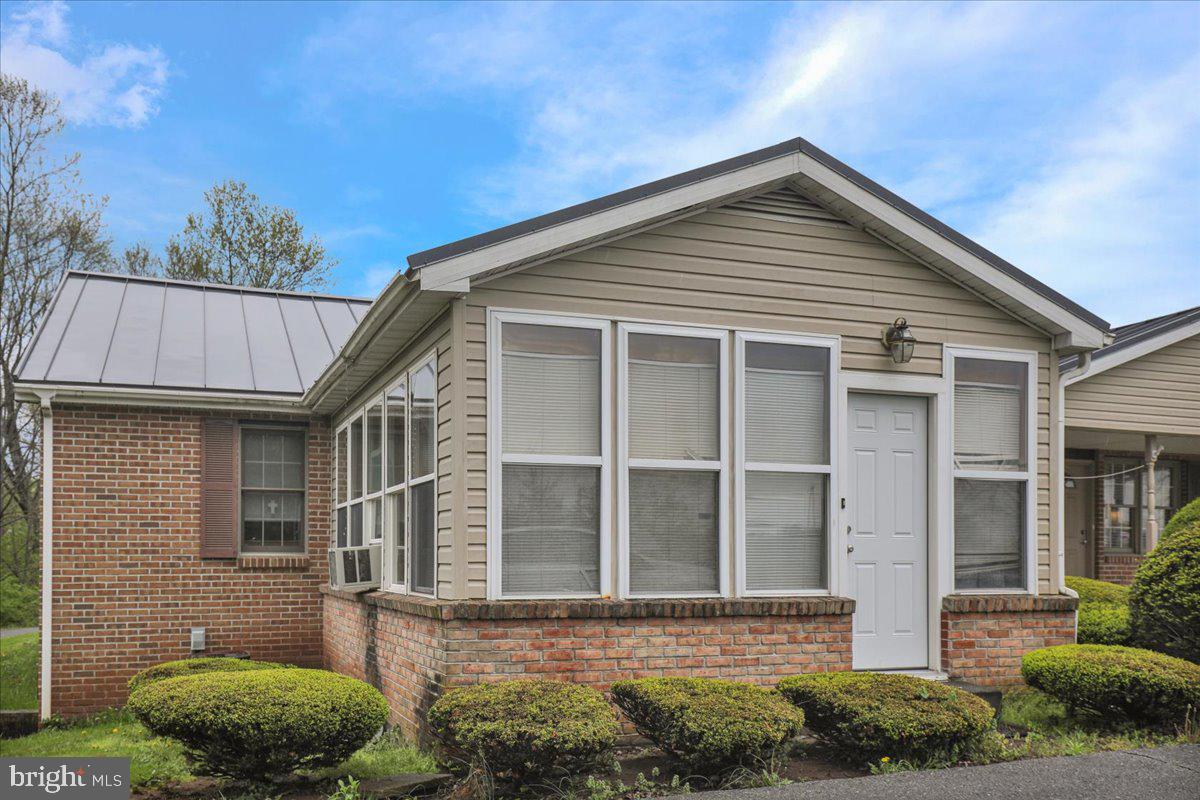 Narvon, Pennsylvania, 17555, United States, ,Residential,Active,1986905