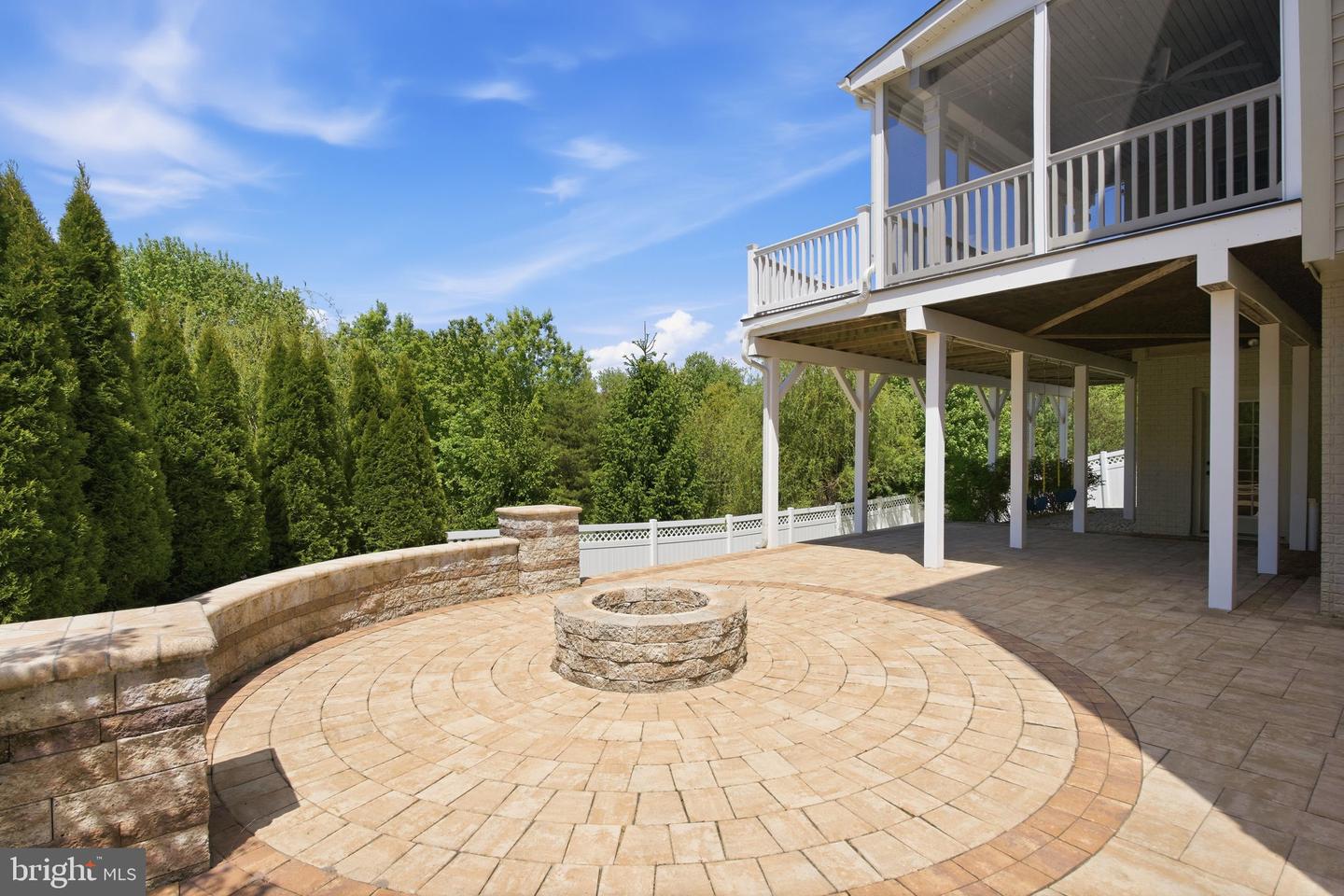 Clarksburg, Maryland, 20871, United States, 5 Bedrooms Bedrooms, ,5 BathroomsBathrooms,Residential,Contingent,2045769