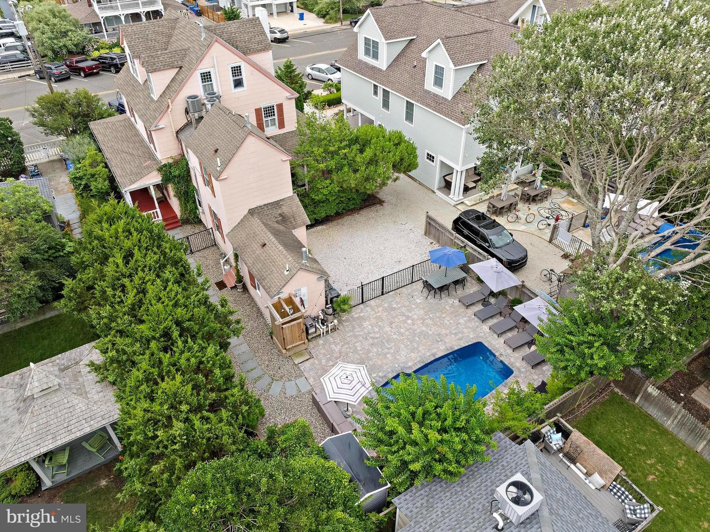 Beach Haven, New Jersey, 08008, United States, 8 Bedrooms Bedrooms, ,5 BathroomsBathrooms,Residential,Active,1933869