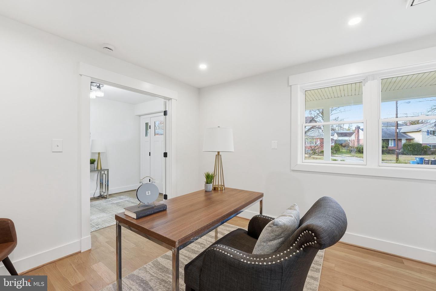 Bethesda, Maryland, 20817, United States, 4 Bedrooms Bedrooms, ,3 BathroomsBathrooms,Residential,Active,1990583