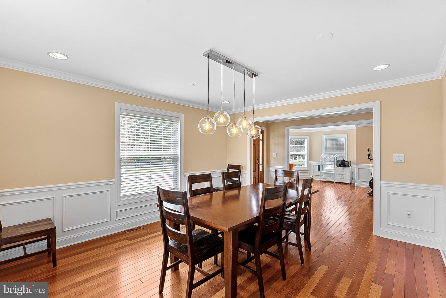 Annandale, Virginia, 22003, United States, 4 Bedrooms Bedrooms, ,4 BathroomsBathrooms,Residential,Active,2044601