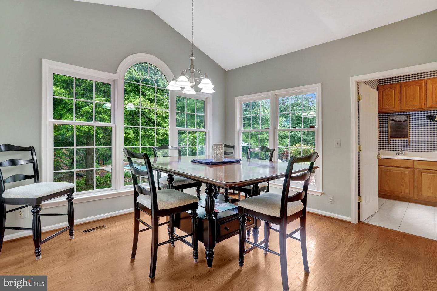 Lorton, Virginia, 22079, United States, 4 Bedrooms Bedrooms, ,4 BathroomsBathrooms,Residential,Active,2045767