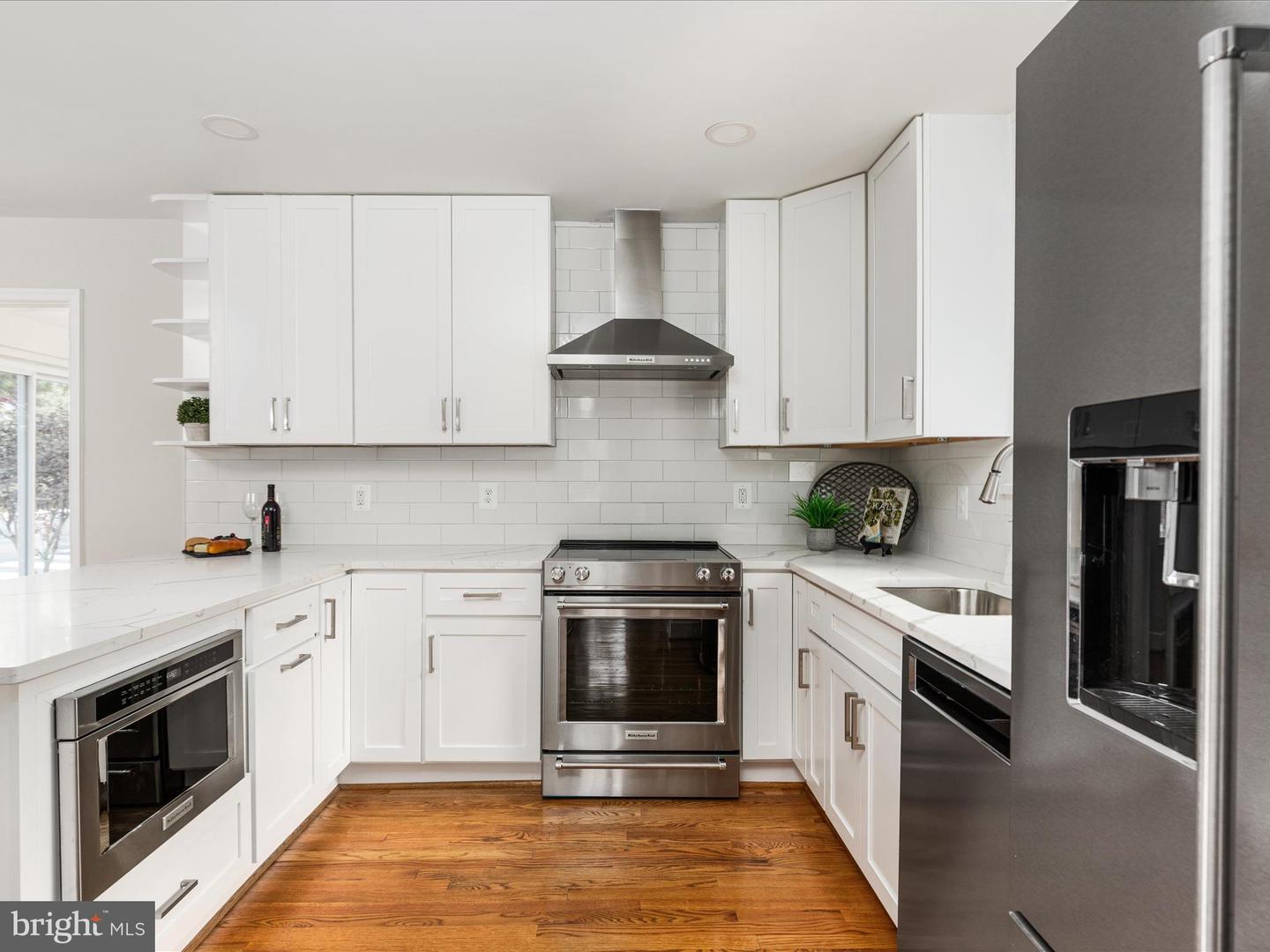 Arlington, Virginia, 22205, United States, 4 Bedrooms Bedrooms, ,4 BathroomsBathrooms,Residential,Active,1936390