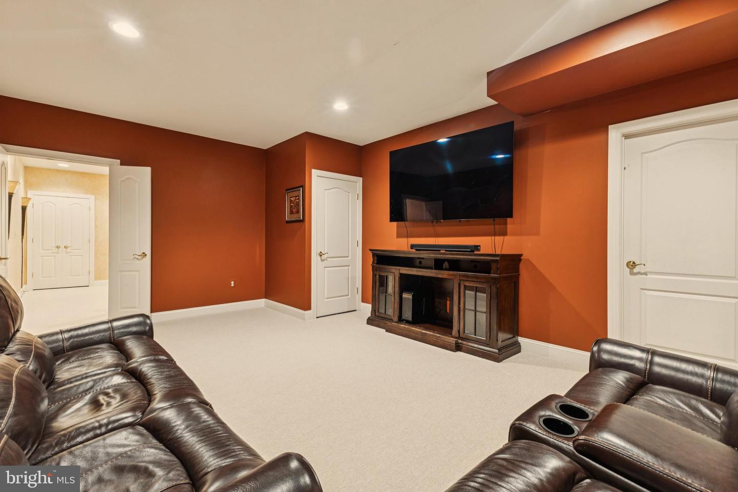 Gainesville, Virginia, 20155, United States, 5 Bedrooms Bedrooms, ,5 BathroomsBathrooms,Residential,Active,1929794