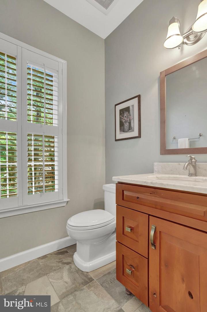 Lorton, Virginia, 22079, United States, 4 Bedrooms Bedrooms, ,4 BathroomsBathrooms,Residential,Active,2045767