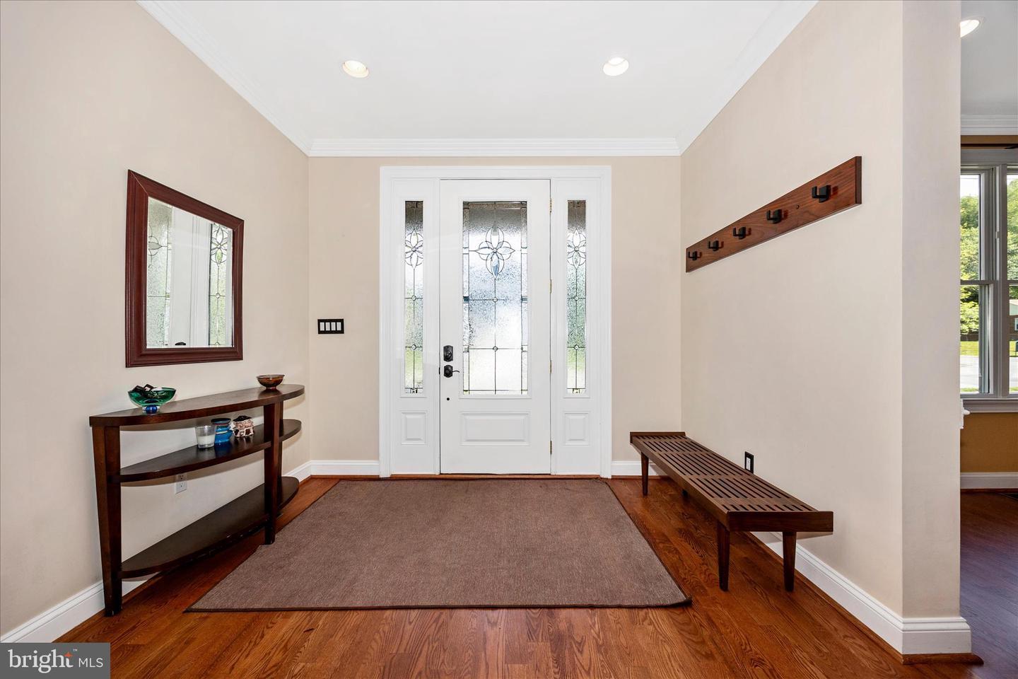 Kensington, Maryland, 20895, United States, 5 Bedrooms Bedrooms, ,5 BathroomsBathrooms,Residential,Active,2044984