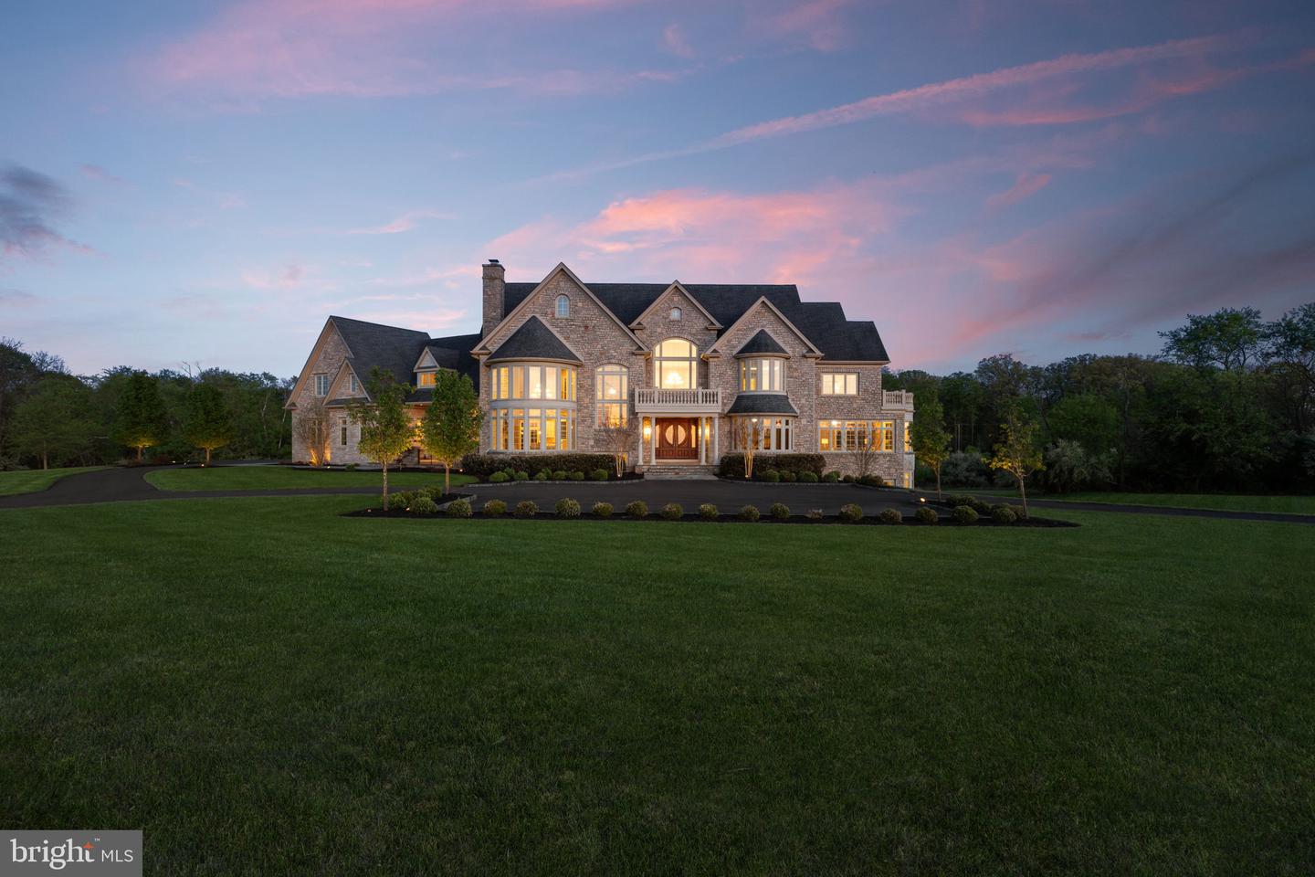 Perched at the pinnacle of an exclusive Upper Makefield Township encla – image 100