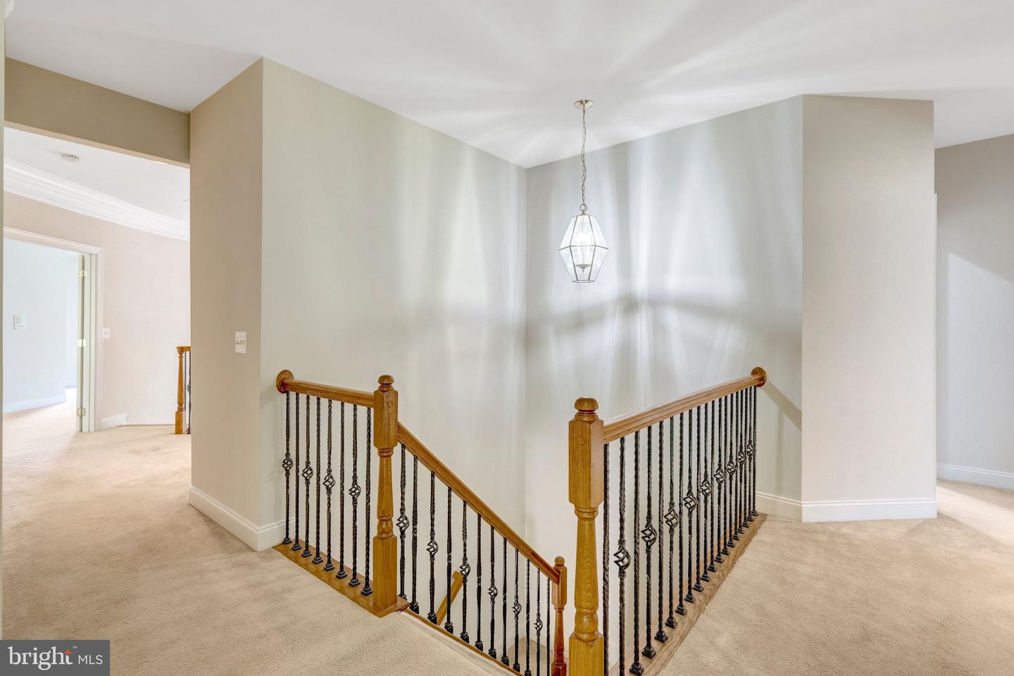Haymarket, Virginia, 20169, United States, 5 Bedrooms Bedrooms, ,5 BathroomsBathrooms,Residential,Pending,2031766