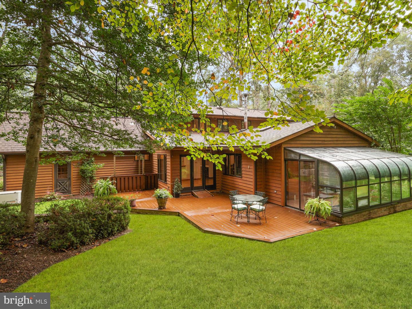 Clifton, Virginia, 20124, United States, 5 Bedrooms Bedrooms, ,4 BathroomsBathrooms,Residential,Active,1943827