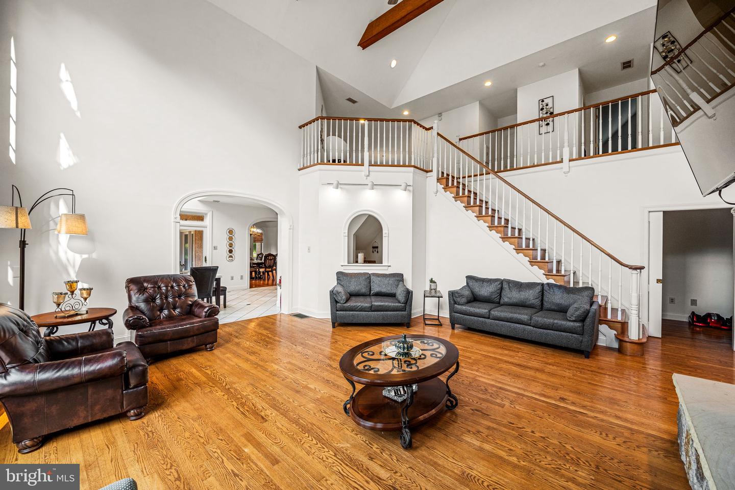 Wallingford, Pennsylvania, 19086, United States, 5 Bedrooms Bedrooms, ,6 BathroomsBathrooms,Residential,Active,1869134