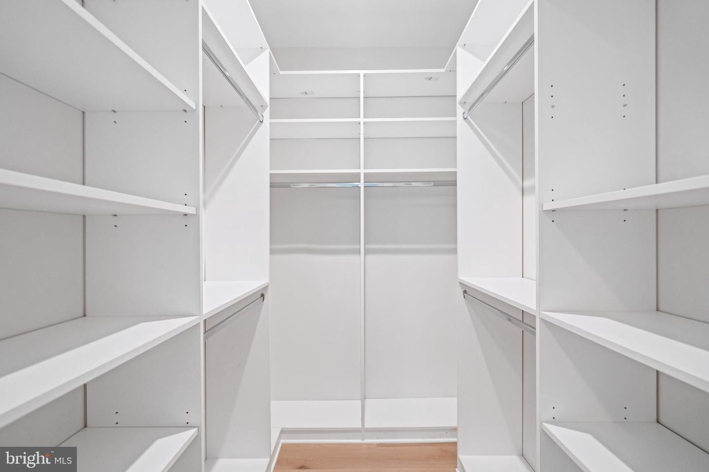 Washington, District Of Columbia, 20016, United States, 6 Bedrooms Bedrooms, ,8 BathroomsBathrooms,Residential,Active,1934802