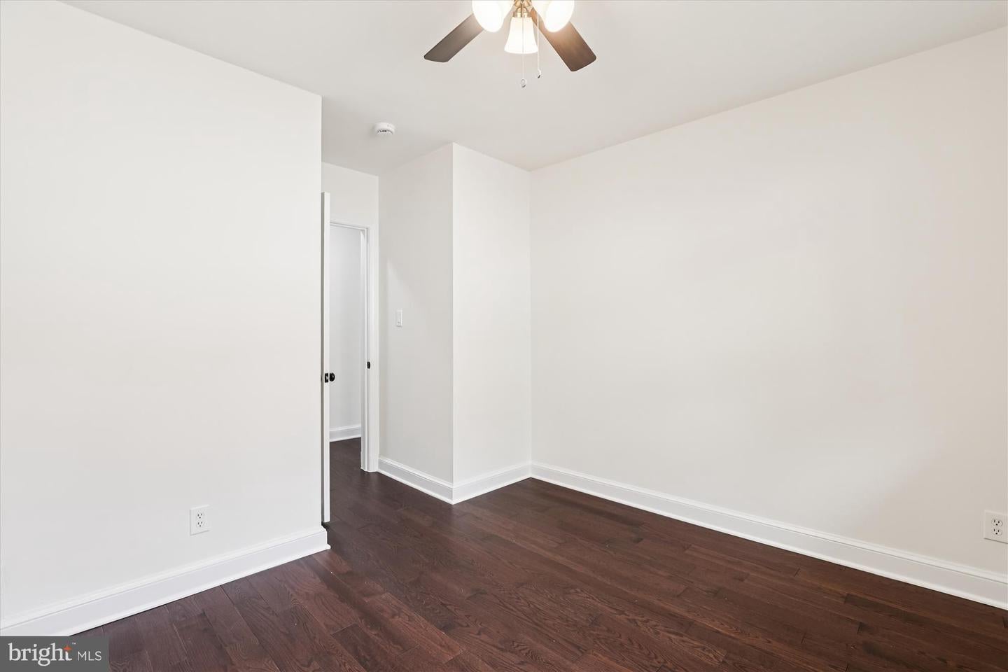 Arlington, Virginia, 22207, United States, 3 Bedrooms Bedrooms, ,3 BathroomsBathrooms,Residential,Active,2012923