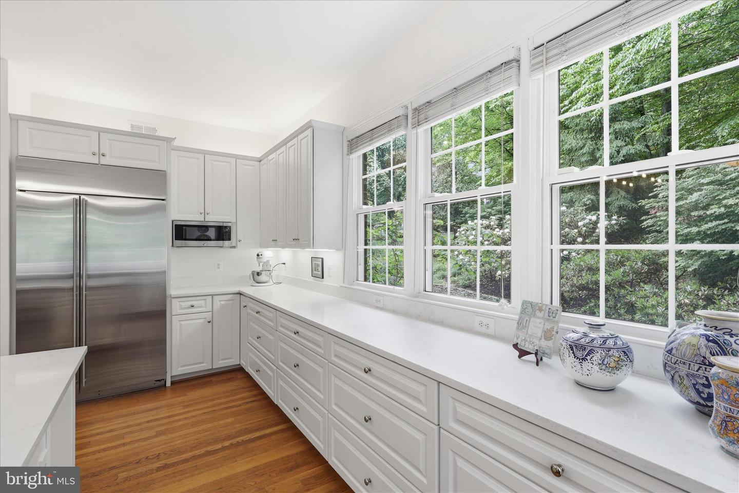 Oakton, Virginia, 22124, United States, 5 Bedrooms Bedrooms, ,5 BathroomsBathrooms,Residential,Pending,2045766
