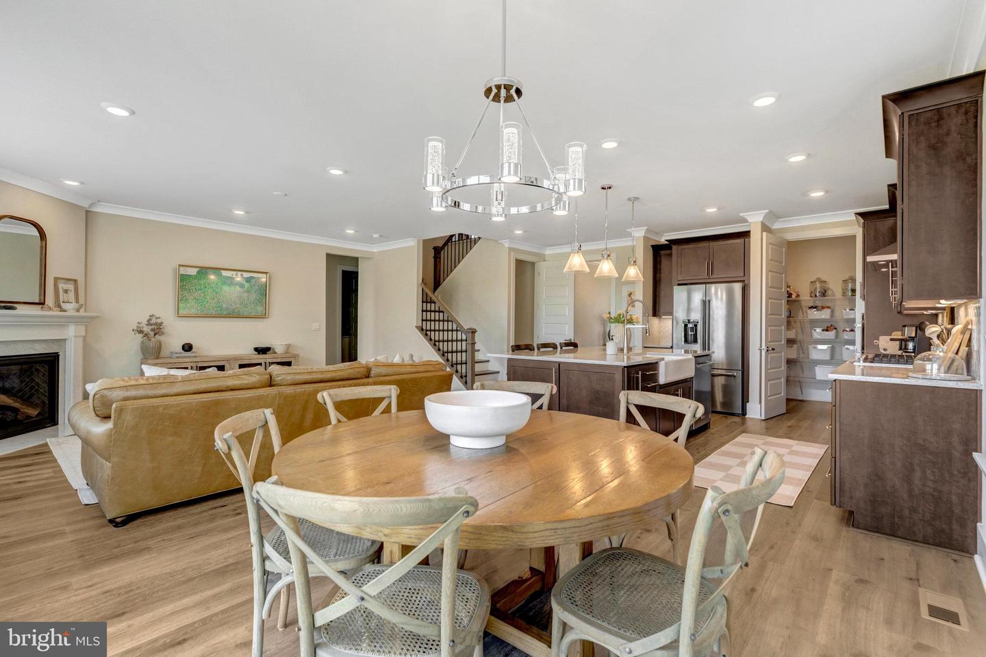 Nokesville, Virginia, 20181, United States, 5 Bedrooms Bedrooms, ,4 BathroomsBathrooms,Residential,Active,1922292