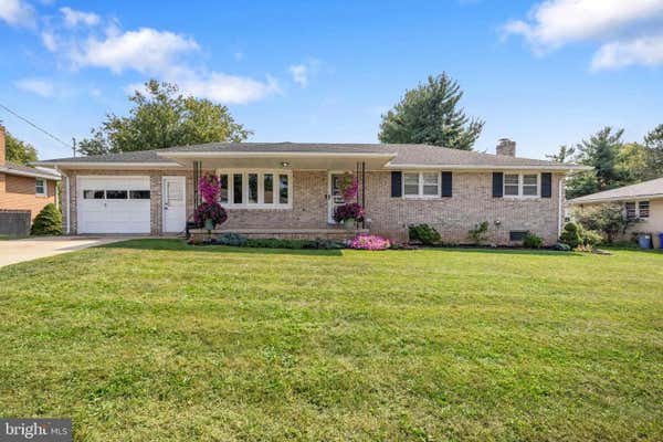 2104 TWIN BROOKS DR, YORK, PA 17408 - Image 1