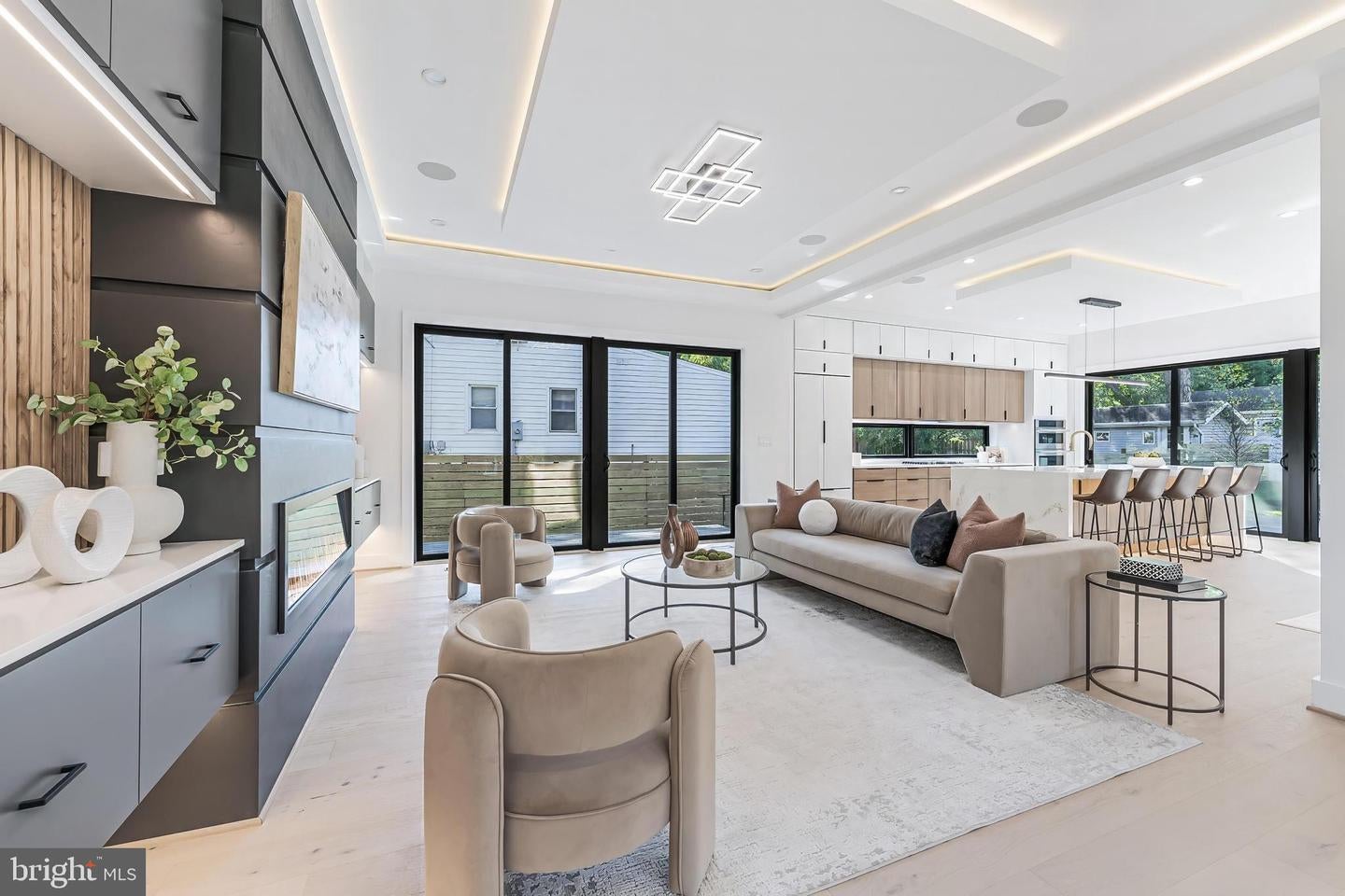 Falls Church, Virginia, 22042, United States, 6 Bedrooms Bedrooms, ,6 BathroomsBathrooms,Residential,Active,1989772