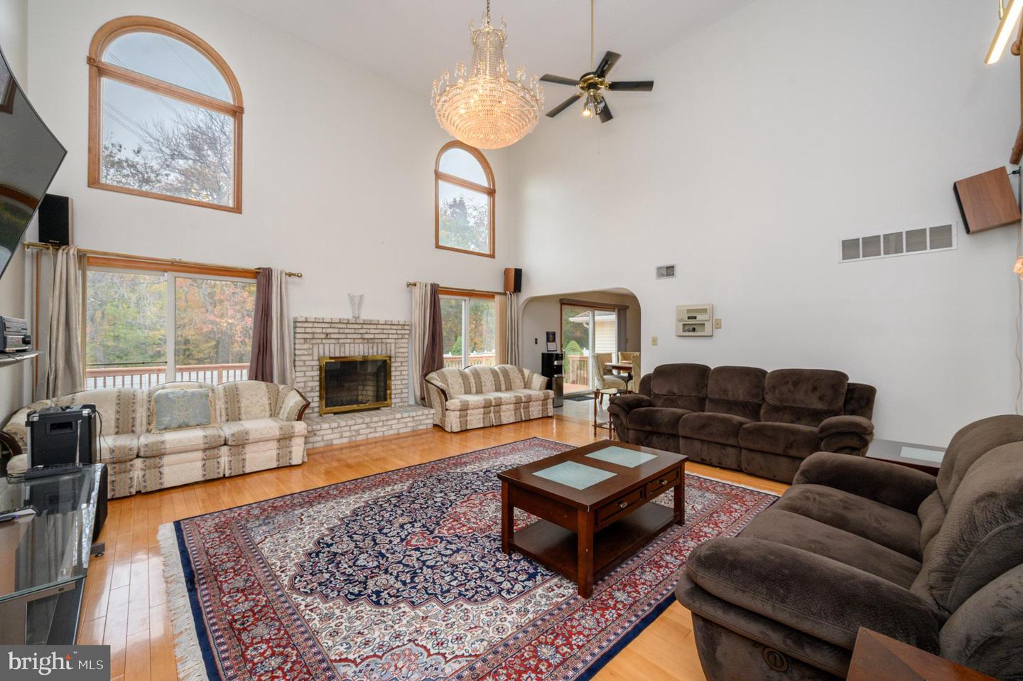 Monmouth Junction, New Jersey, 08852, United States, 5 Bedrooms Bedrooms, ,5 BathroomsBathrooms,Residential,Active,1987239