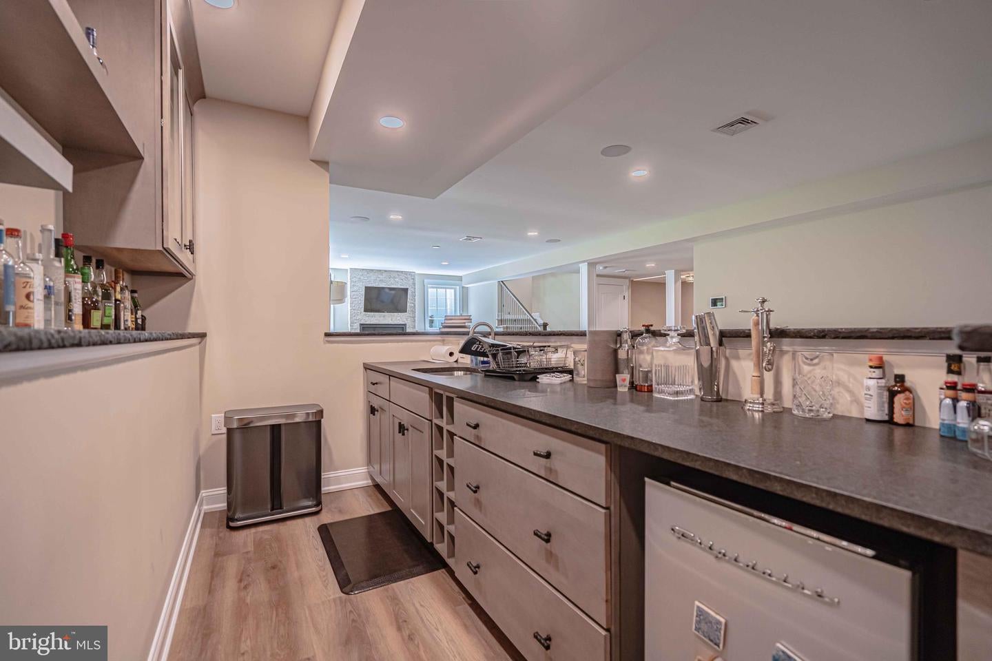 Bethlehem, Pennsylvania, 18020, United States, 4 Bedrooms Bedrooms, ,5 BathroomsBathrooms,Residential,Pending,1968396