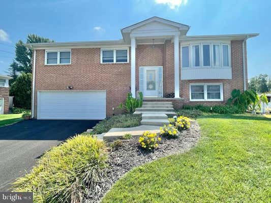 2885 EASTWOOD DR, YORK, PA 17402 - Image 1