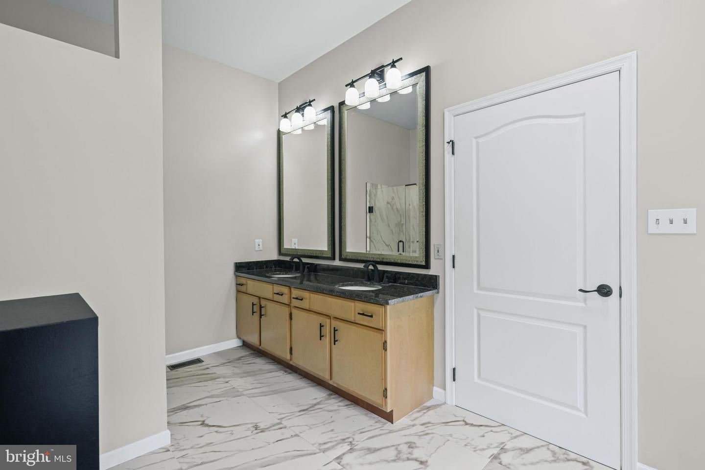 Cockeysville, Maryland, 21030, United States, 7 Bedrooms Bedrooms, ,6 BathroomsBathrooms,Residential,Active,1863326