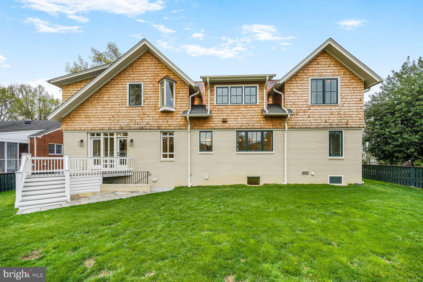 Alexandria, Virginia, 22301, United States, 6 Bedrooms Bedrooms, ,6 BathroomsBathrooms,Residential,Active,1825083