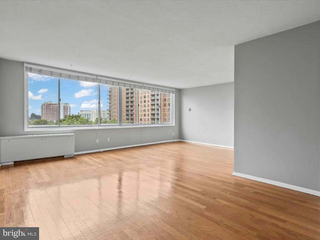 11801 ROCKVILLE PIKE APT 710, ROCKVILLE, MD 20852, photo 1 of 25