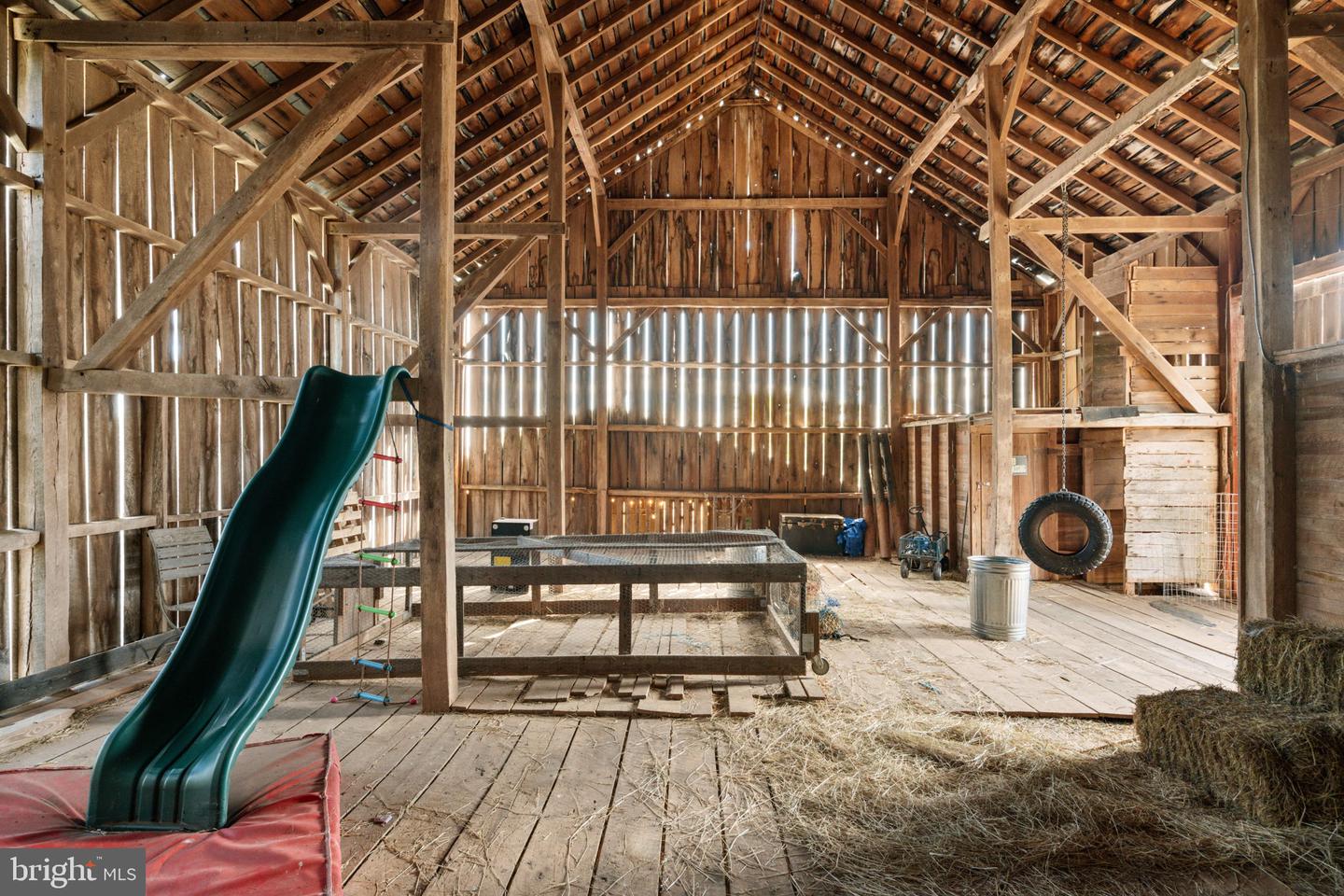 Leesburg, Virginia, 20175, United States, 4 Bedrooms Bedrooms, ,5 BathroomsBathrooms,Residential,Active,2011862