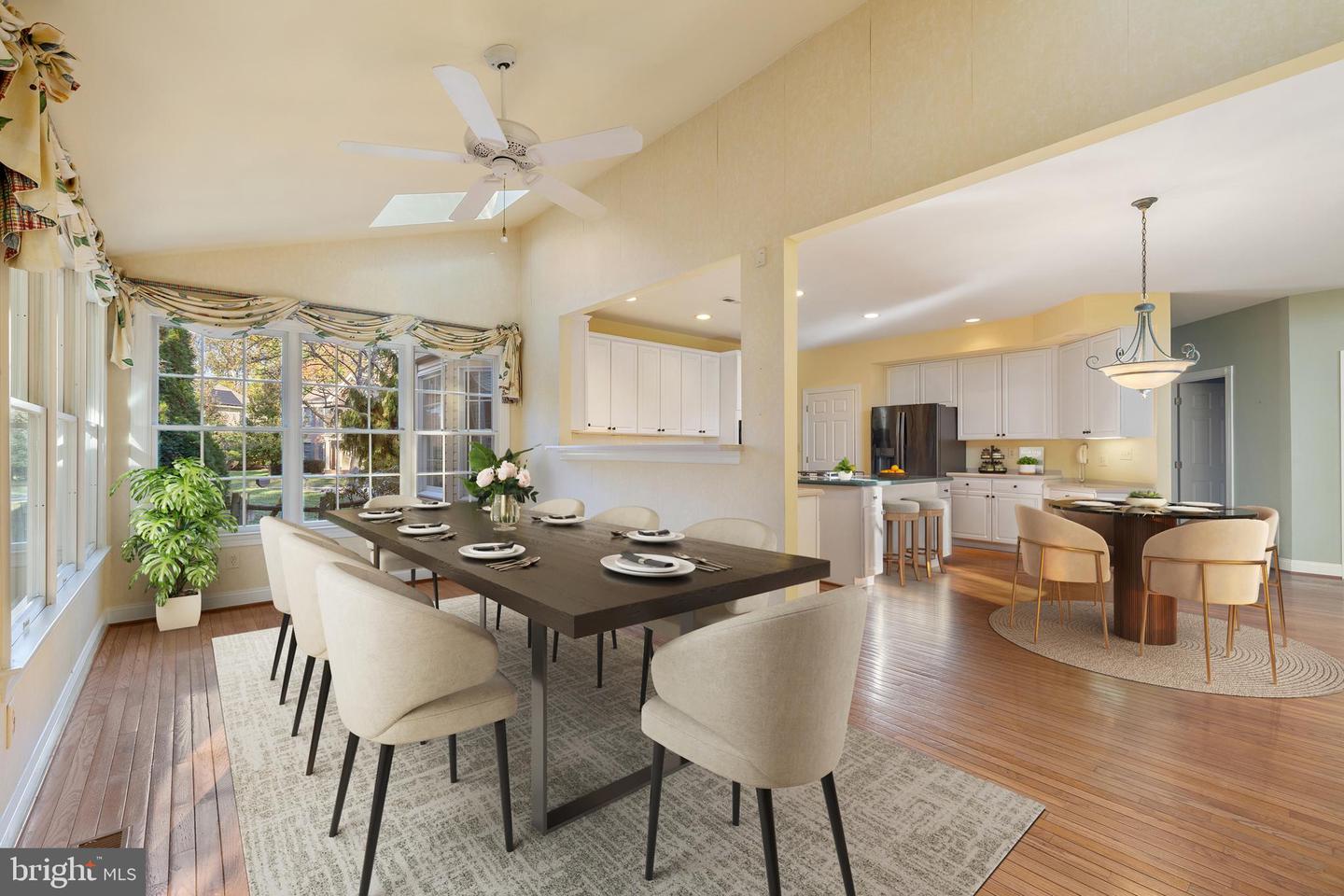 Rockville, Maryland, 20850, United States, 6 Bedrooms Bedrooms, ,5 BathroomsBathrooms,Residential,Active,1970950