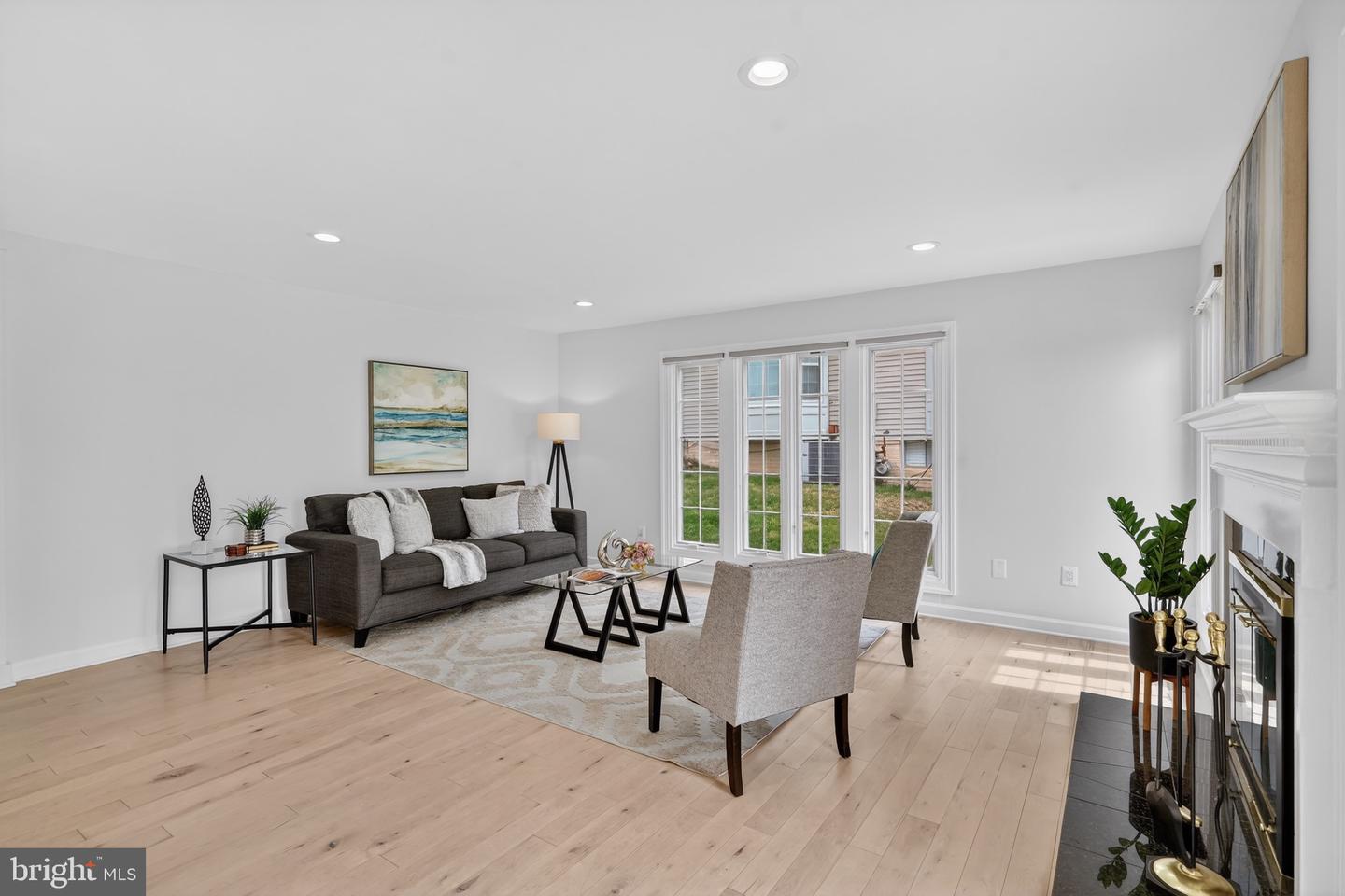 North Potomac, Maryland, 20878, United States, 4 Bedrooms Bedrooms, ,4 BathroomsBathrooms,Residential,Active,2044133