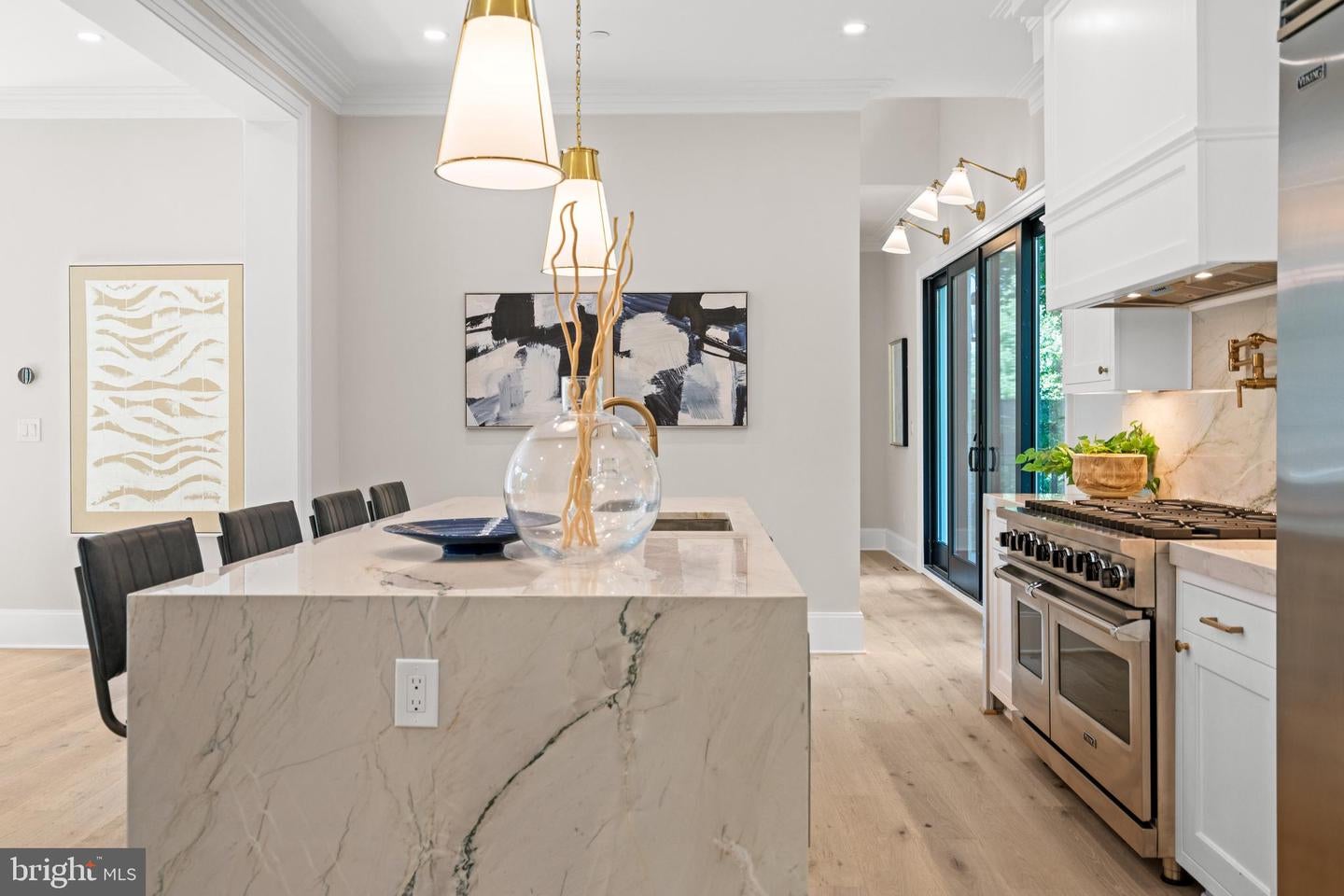 Washington, District Of Columbia, 20016, United States, 6 Bedrooms Bedrooms, ,8 BathroomsBathrooms,Residential,Active,1934802