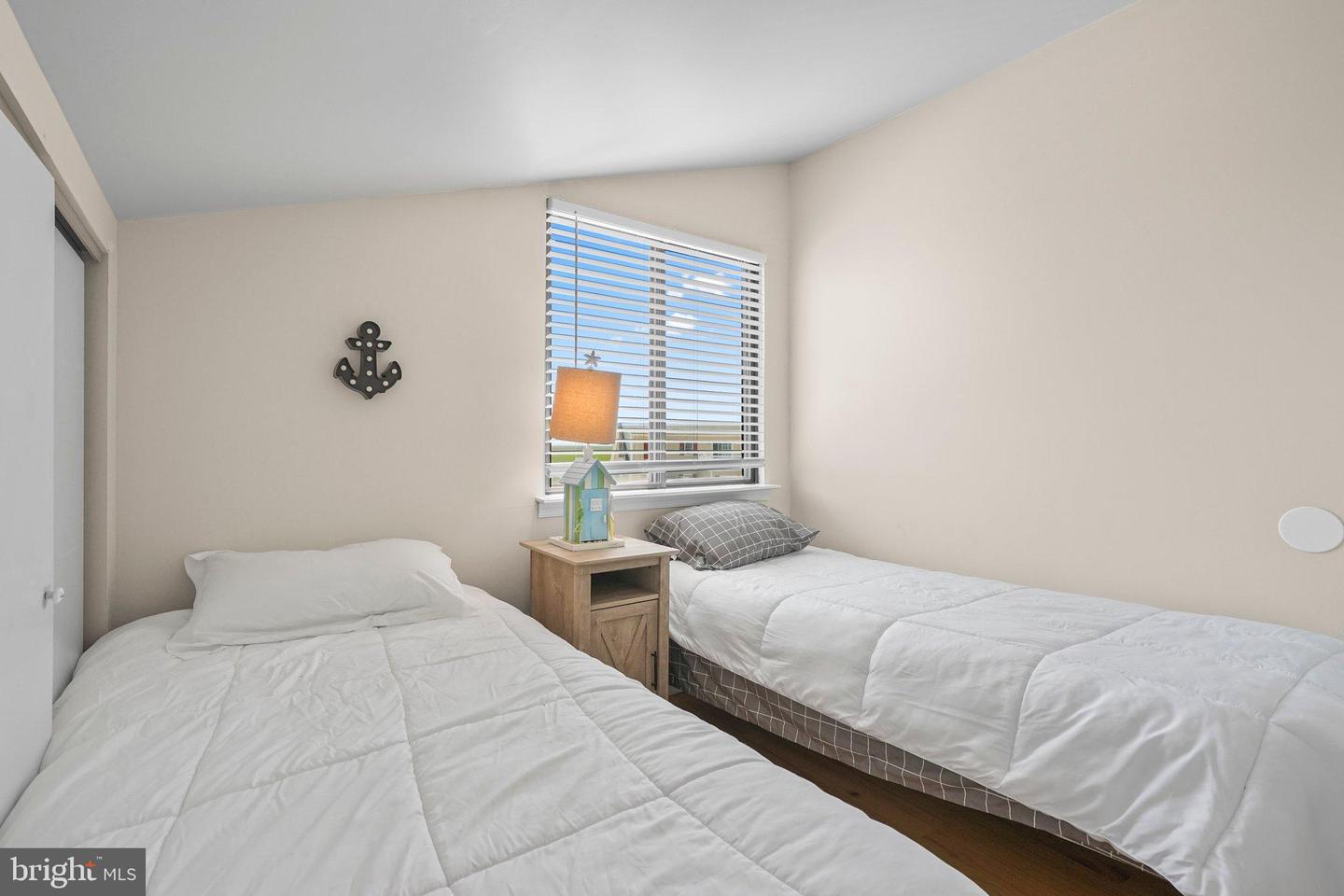 Manahawkin, New Jersey, 08050, United States, 4 Bedrooms Bedrooms, ,3 BathroomsBathrooms,Residential,Active,1885030