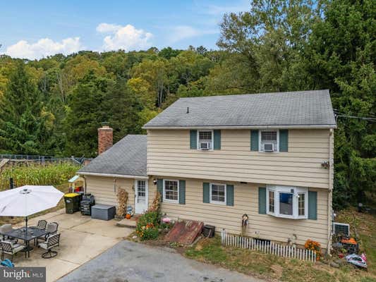 90 WOODSIDE LN, BOYERTOWN, PA 19512 - Image 1