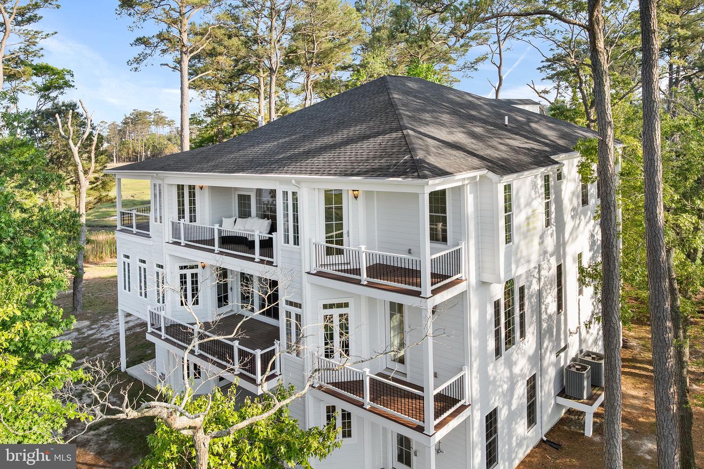 Berlin, Maryland, 21811, United States, 6 Bedrooms Bedrooms, ,5 BathroomsBathrooms,Residential,Active,2052009