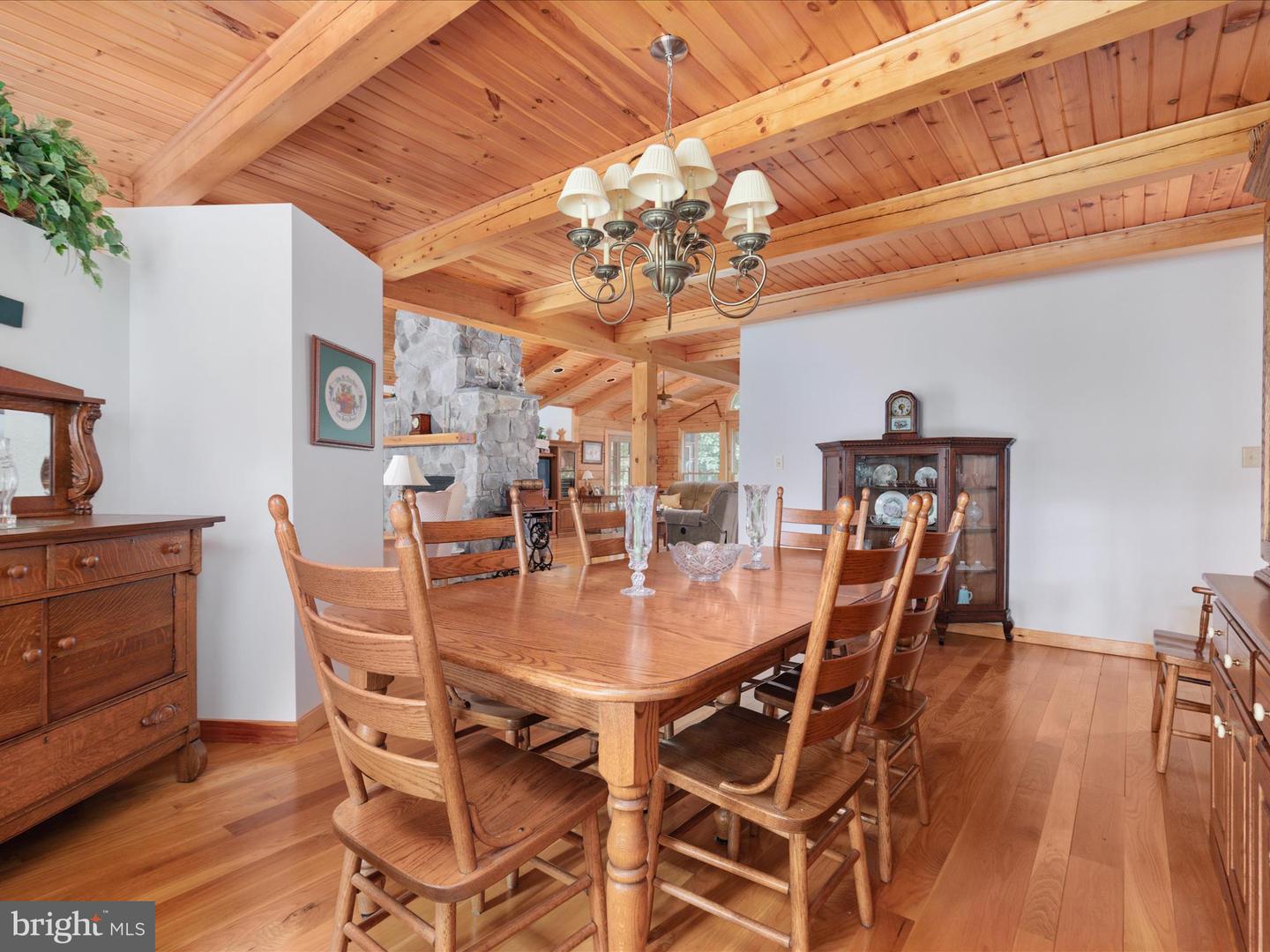 Winchester, Virginia, 22603, United States, 4 Bedrooms Bedrooms, ,4 BathroomsBathrooms,Residential,Active,1943761