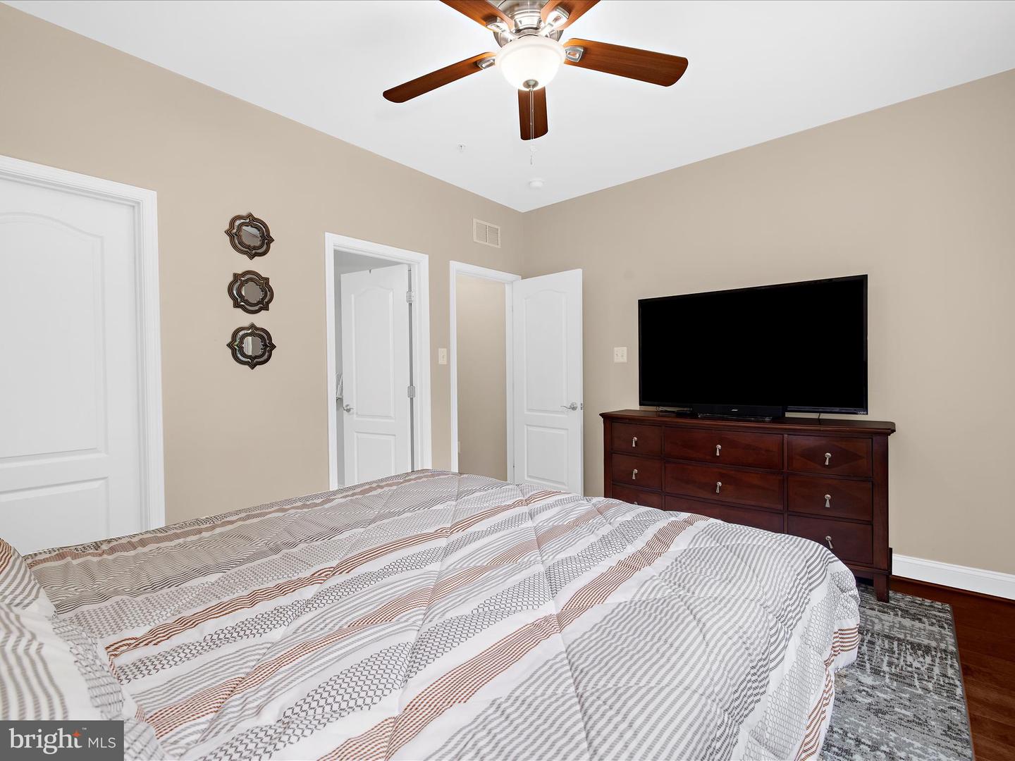 Ellicott City, Maryland, 21042, United States, 6 Bedrooms Bedrooms, ,5 BathroomsBathrooms,Residential,Active,1914763