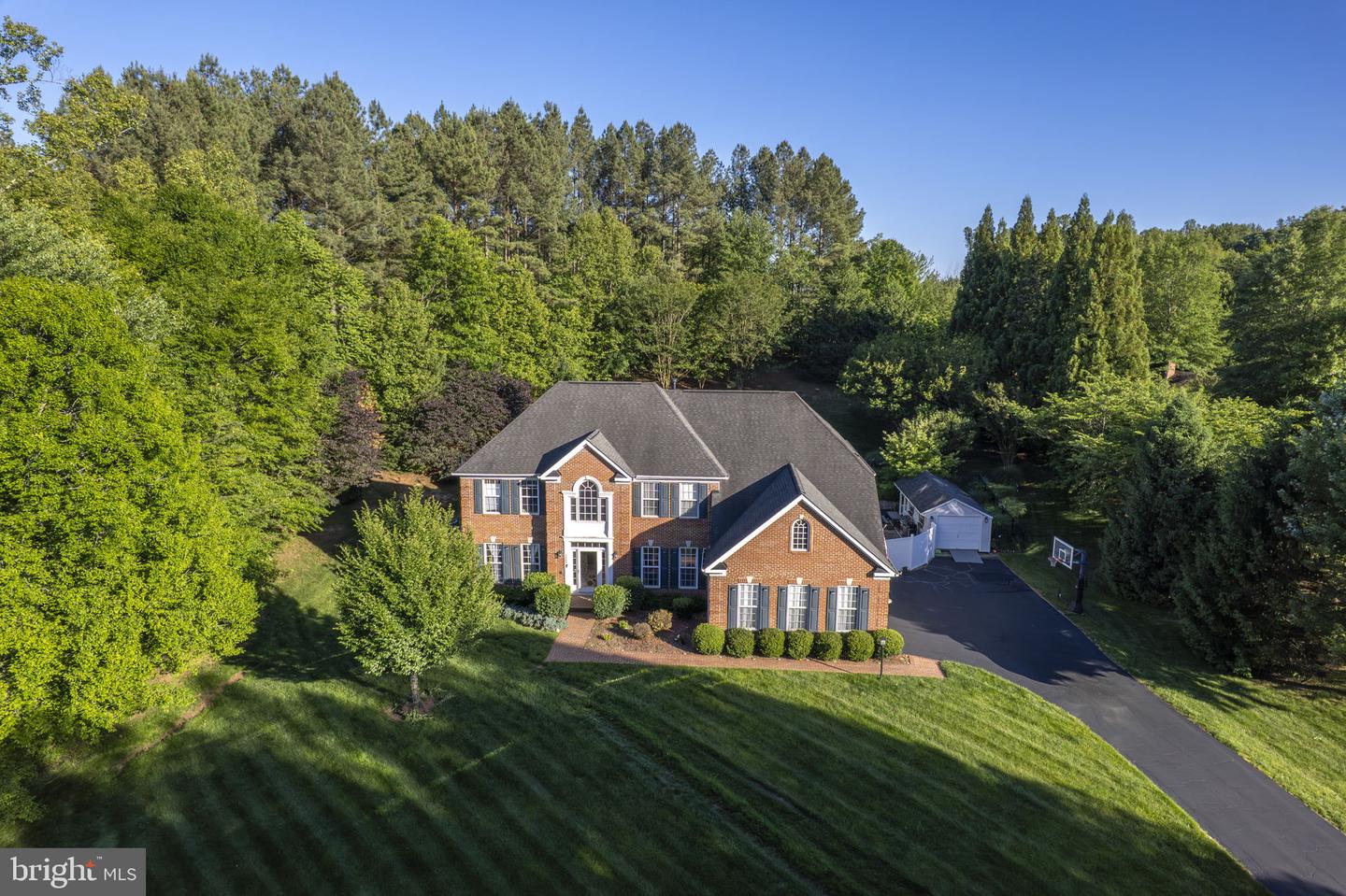 Manassas, Virginia, 20112, United States, 6 Bedrooms Bedrooms, ,5 BathroomsBathrooms,Residential,Active,2052030