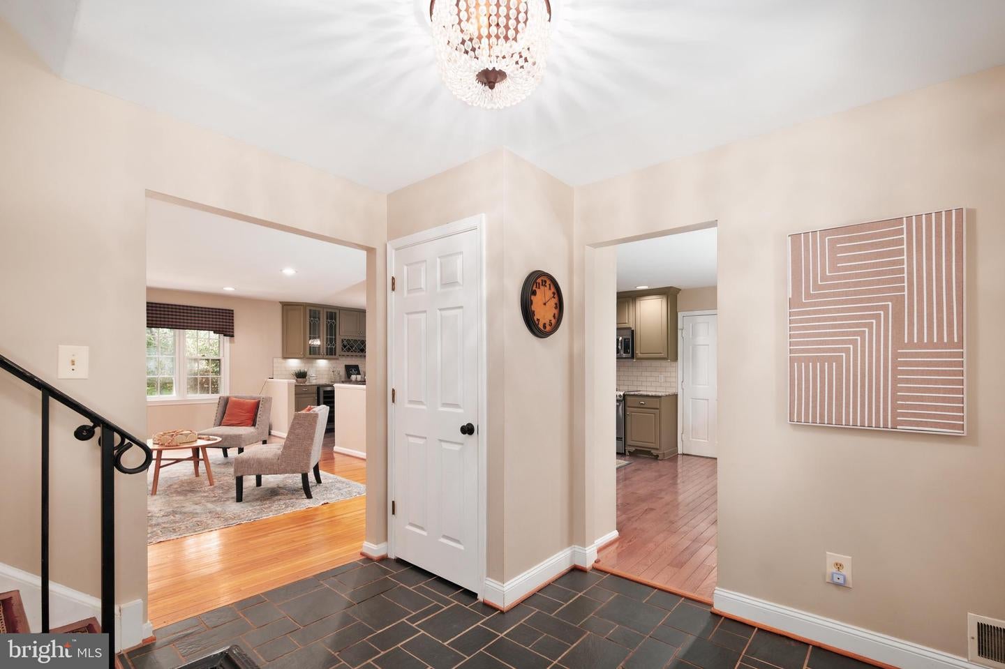 Fairfax Station, Virginia, 22039, United States, 4 Bedrooms Bedrooms, ,3 BathroomsBathrooms,Residential,Active,1936424